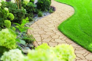 Polbruk Petra(1) Ścieżki w pagórkowatym terenie. Jak poprawnie je wykonać?